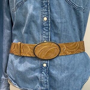 Gold Embossed Women's Leather Belt Size Large